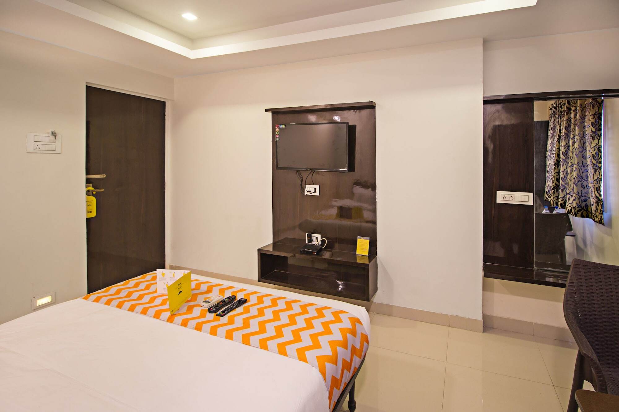Fabhotel Chetan Executive Hadapsar Phursungi Exterior photo